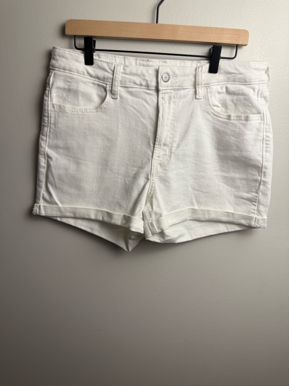 Old Navy Wow High Rise Cuffed White Denim Shorts Sz 12